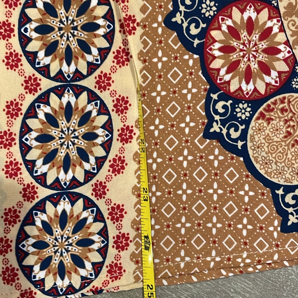 Altar’d State blouse - Picture 9 of 10
